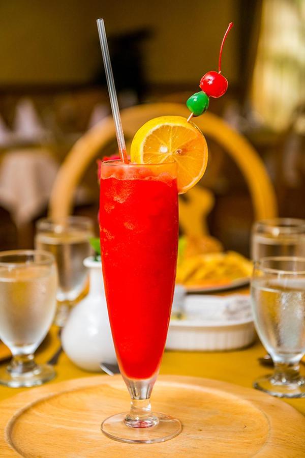 Hotel La Quinta ラ・セイバ エクステリア 写真